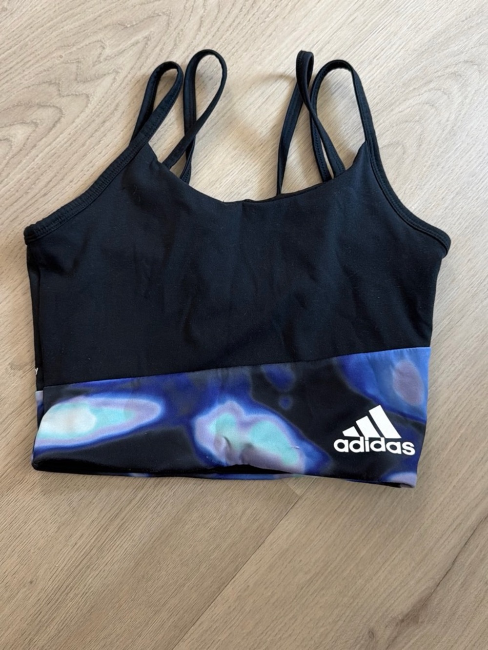 adidas Women’s Black & Blue Patterned workout Top